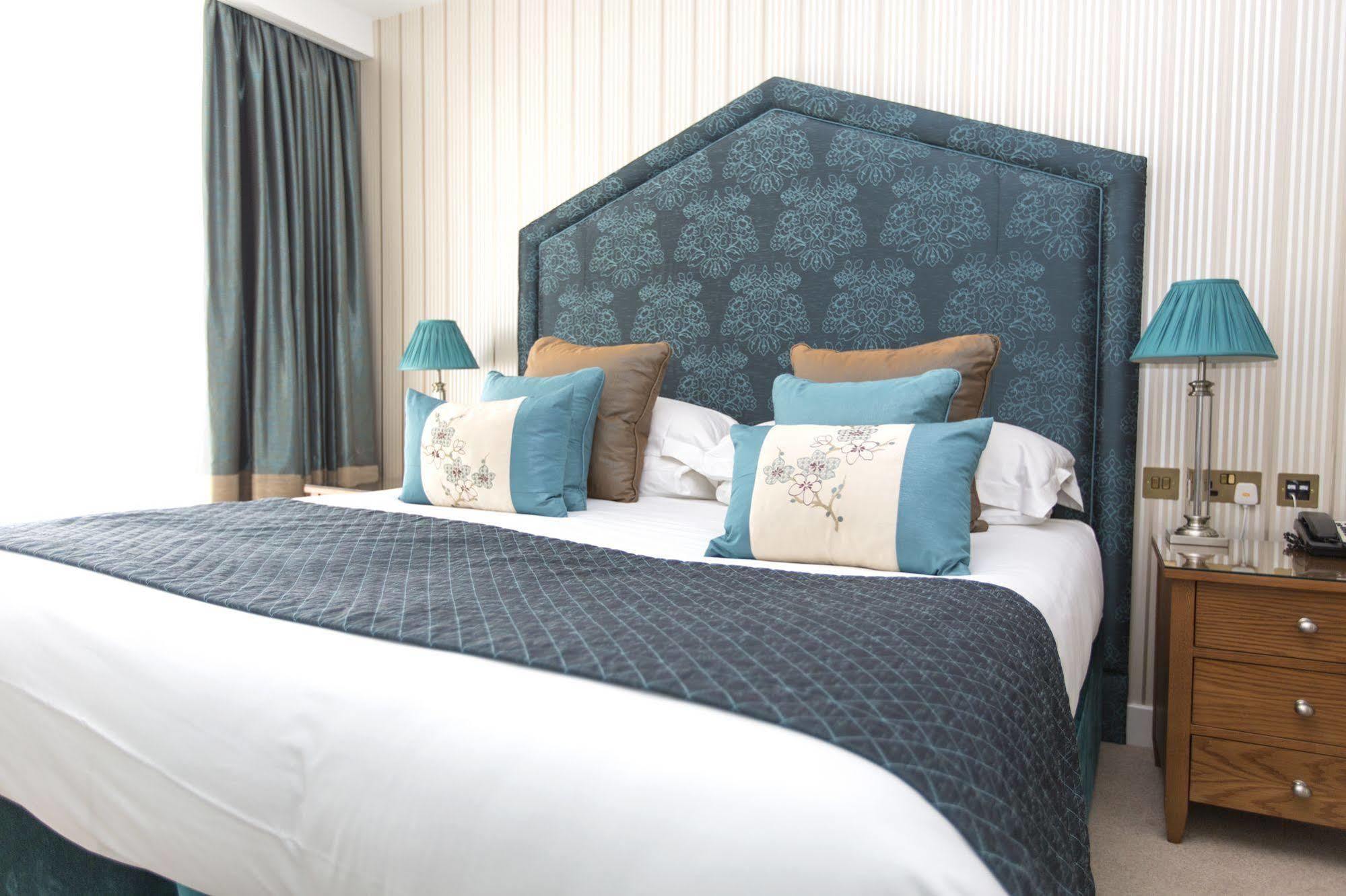 The Oxfordshire Golf & Spa Hotel Thame Eksteriør bilde
