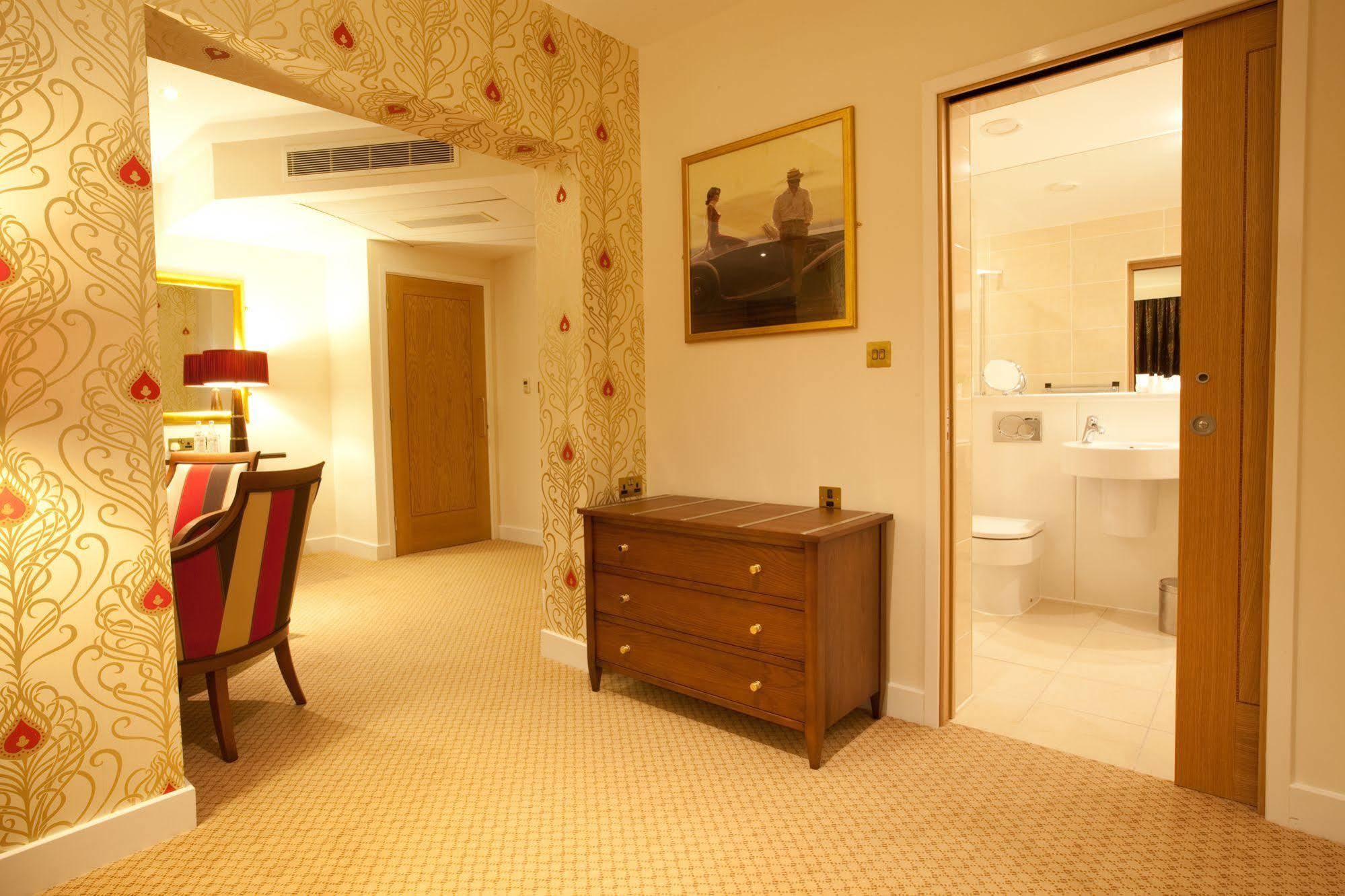 The Oxfordshire Golf & Spa Hotel Thame Eksteriør bilde