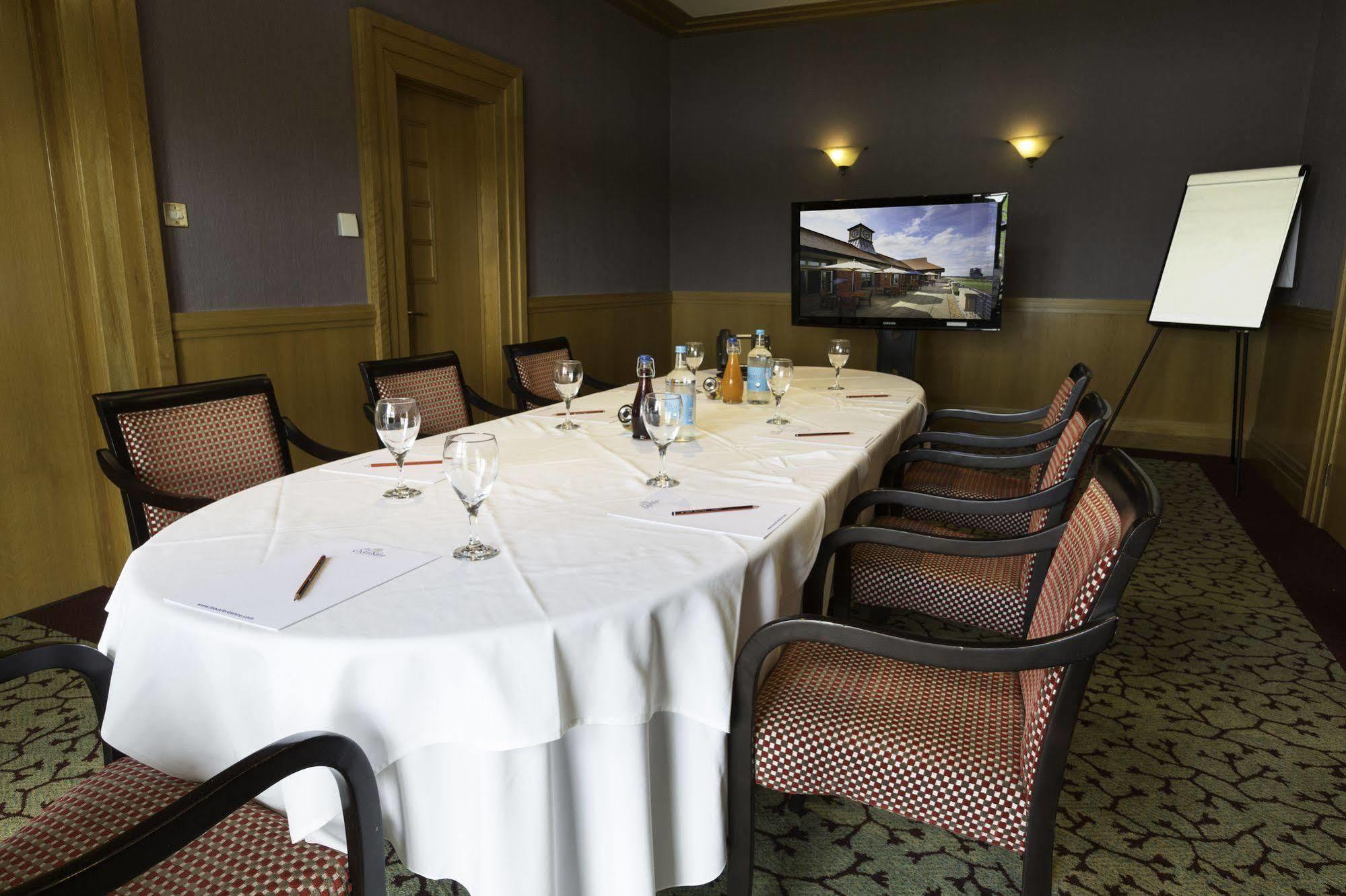The Oxfordshire Golf & Spa Hotel Thame Eksteriør bilde